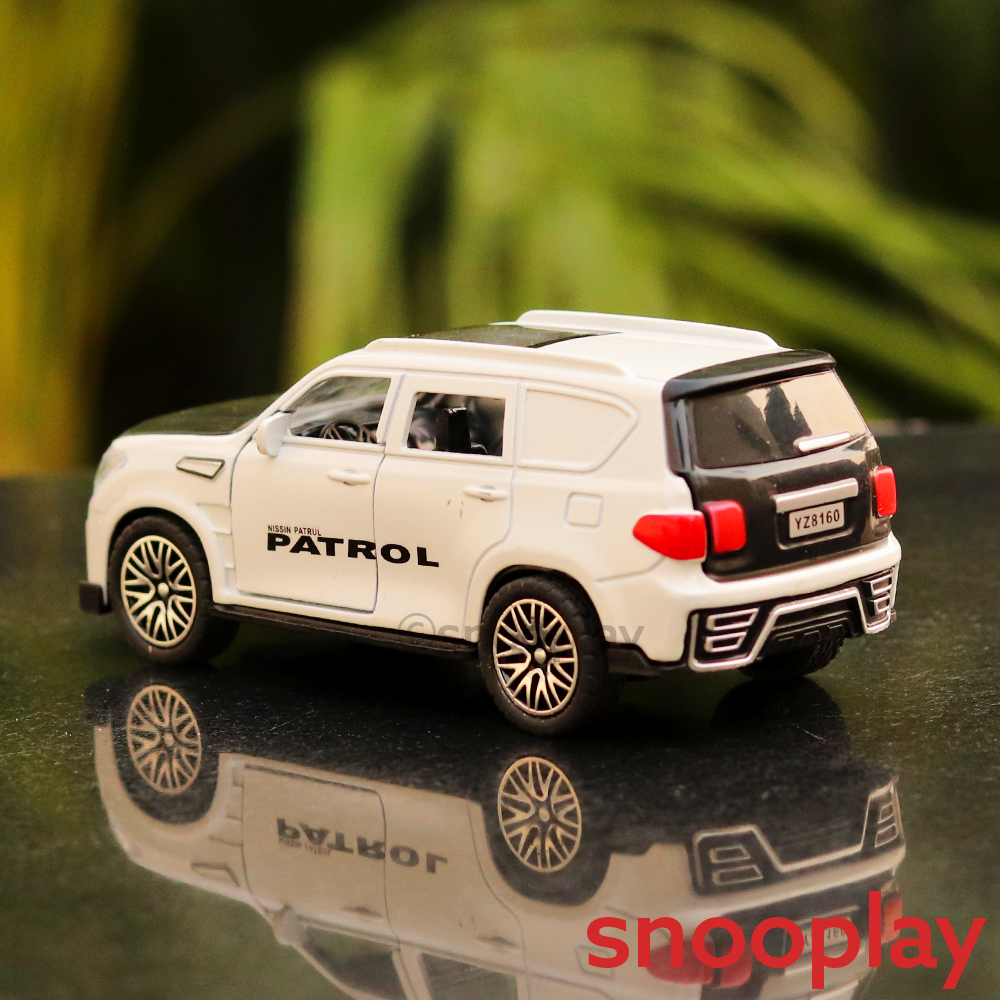 Resembling Patrol Diecast Pullback Car with Openable Parts (3 Years till Grown Ups) | Assorted Colors