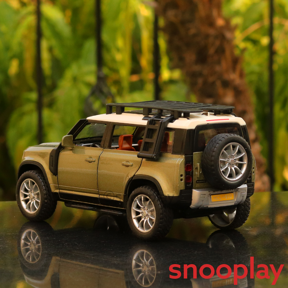 Diecast Pull Back Series Toy Car (2201) Resembling Defender Car (1:22 Scale) - Assorted Colours