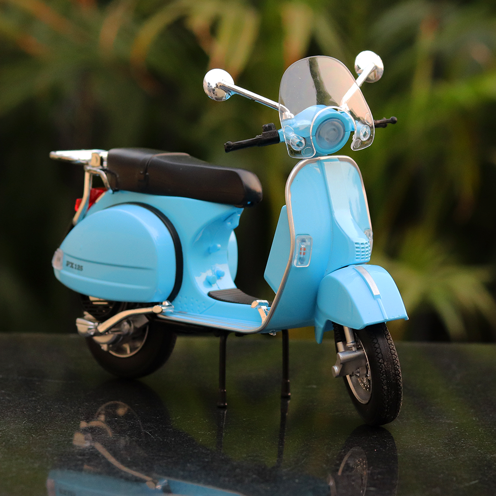 Resembling Vespa PX125 Diecast Scooter Openable Parts, Light Sound 1:10 Scale (3 Years till Grown Ups) Assorted Colors