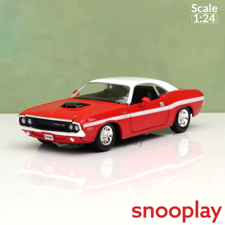 Maisto Original Licensed 1970 Dodge Challenger R/T Coupe Diecast Car | 1:24 Scale (14 Years till Grown Ups)