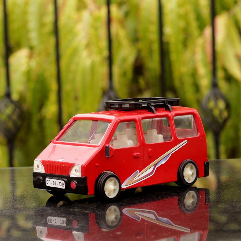 Resembling Eeco Pull Back Toy Car