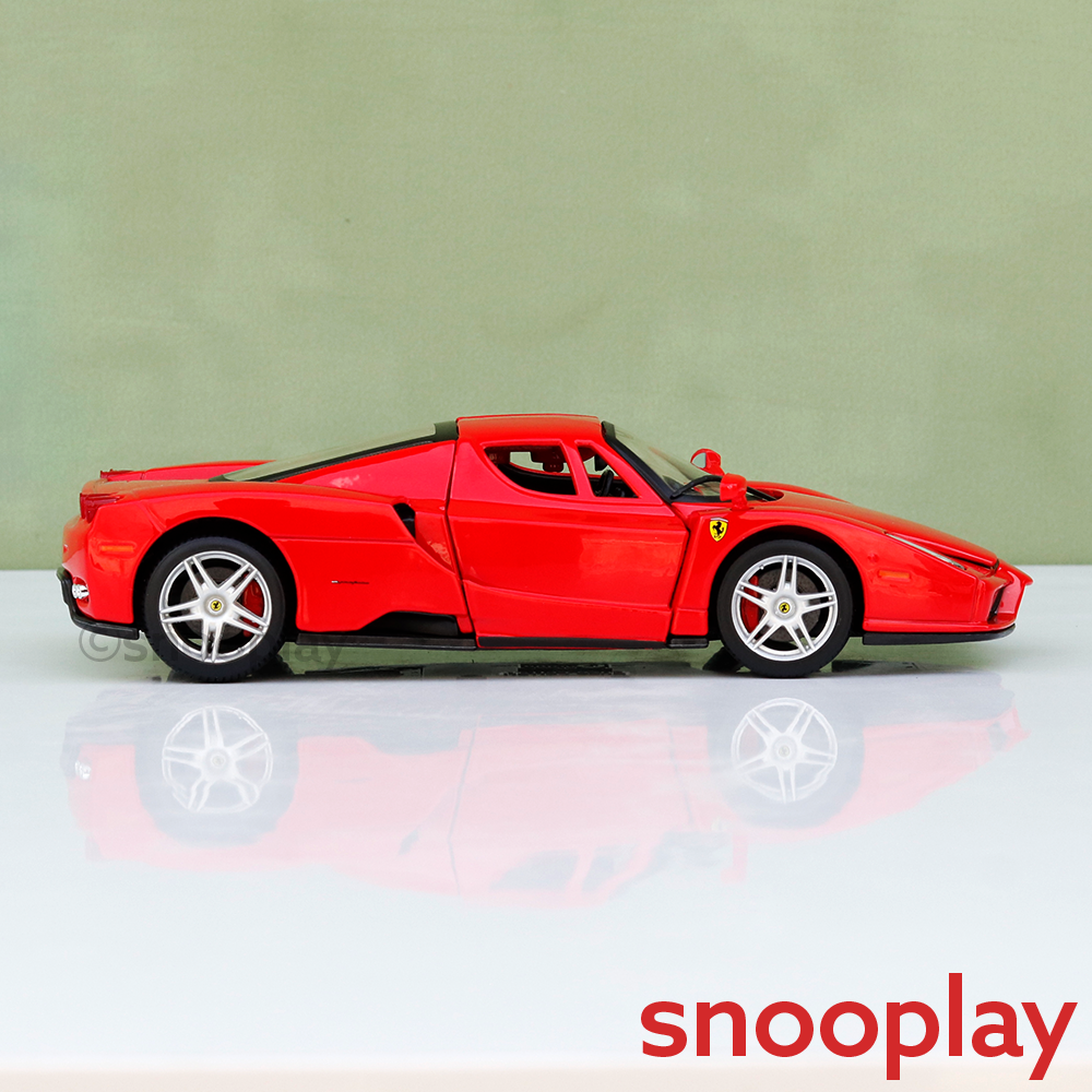 Bburago Original Enzo Ferrari Licensed Diecast Car | 1:24 Scale (14 Years till Grown Ups)