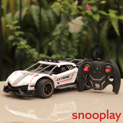 Remote Controlled Spray Runner Car with Rear Fog Steam Effect, LED Light & Sound | 1:12 Scale Model | Assorted Colours