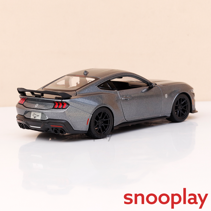 Maisto Original Licensed 2024 Ford Mustang Dark Horse Diecast Car | 1:24 Scale (14 Years till Grown Ups)