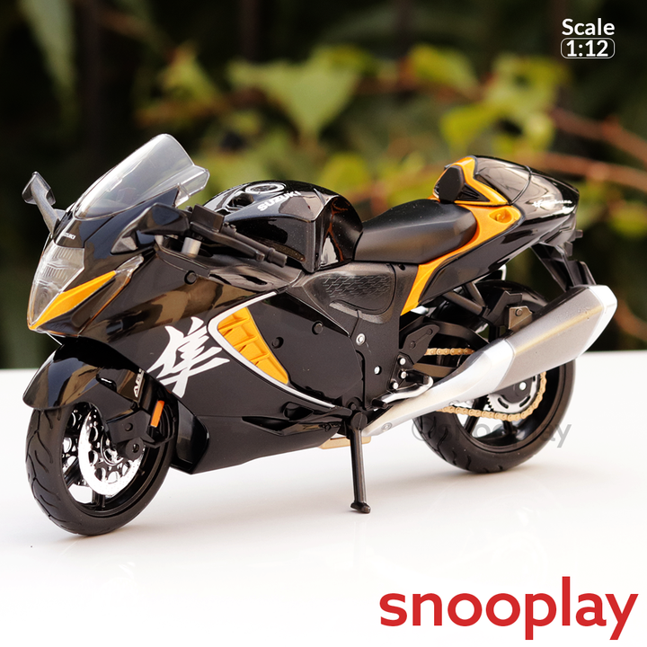 Licensed Diecast Suzuki Hayabusa 2022 Toy Bike (1:12 Scale)