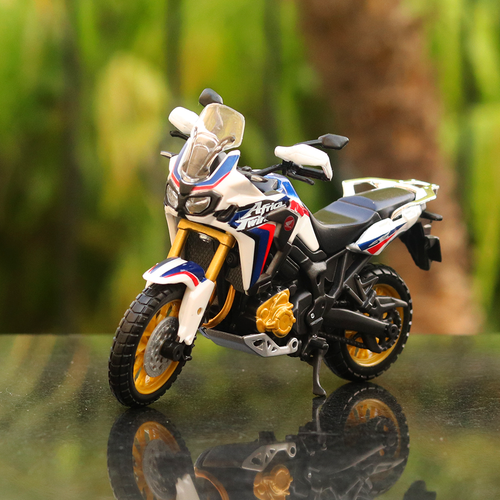 Maisto Licensed Diecast Toy Bike Honda Africa Twin DCT (1:18 Scale)