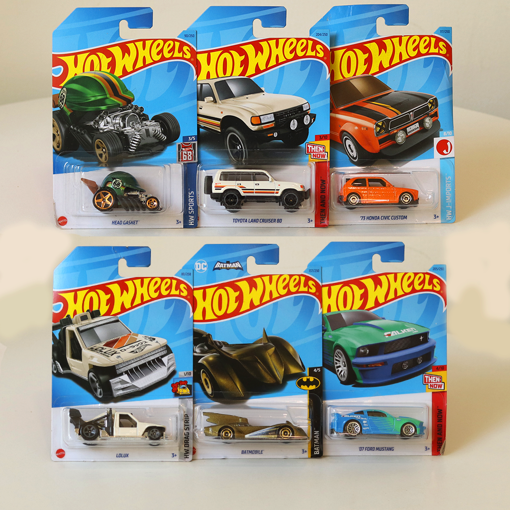 Hot Wheels lot of 62 vechiles outlet