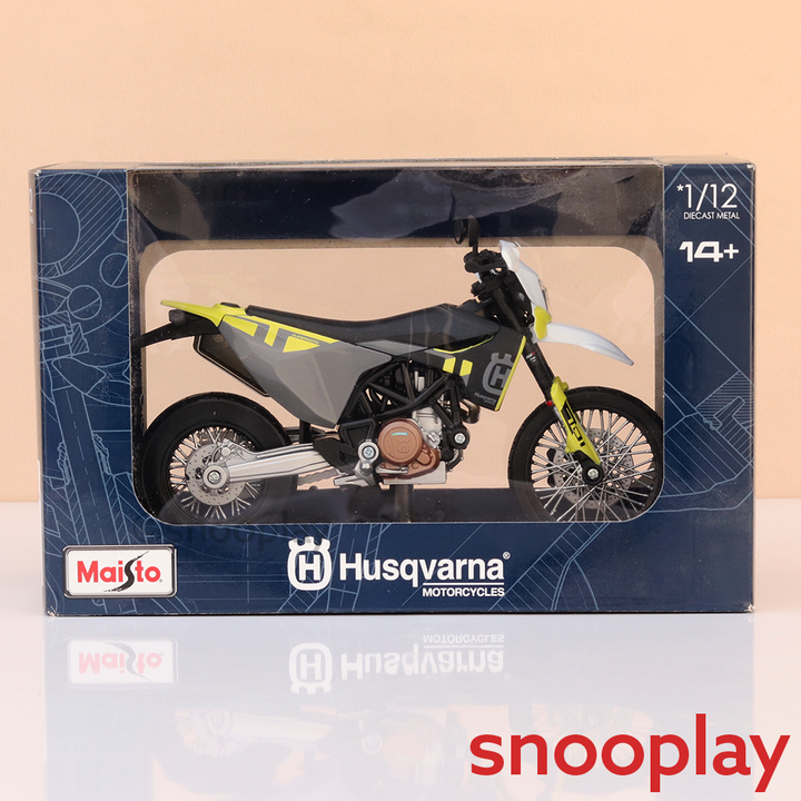 Original 2023 Husqvarna 701 Supermoto Licensed Diecast Bike | 1:12 Scale (14 Years till Grown Ups)