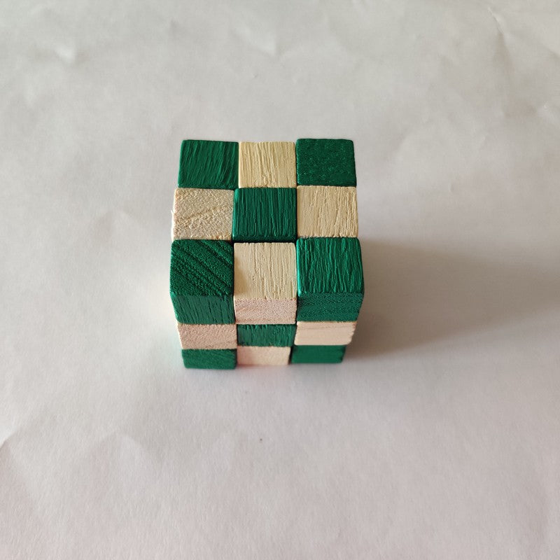 Snake Cube, Rubik Cube Challenge: A Mind-Twisting Puzzle for Kids and Adults