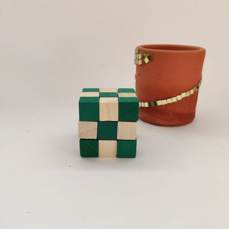 Snake Cube, Rubik Cube Challenge: A Mind-Twisting Puzzle for Kids and Adults