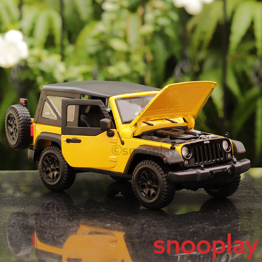 Licensed 2014 Jeep Wrangler Diecast Car Model (1:18 Scale)