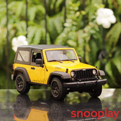 Licensed 2014 Jeep Wrangler Diecast Car Model (1:18 Scale)