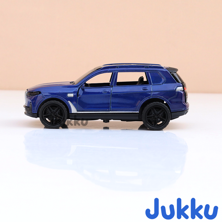 Jukku Resembling BMW X7 Diecast Car - Pullback, Openable Doors & Bonnet | 1:36 Scale (3 Years till Grown Ups)
