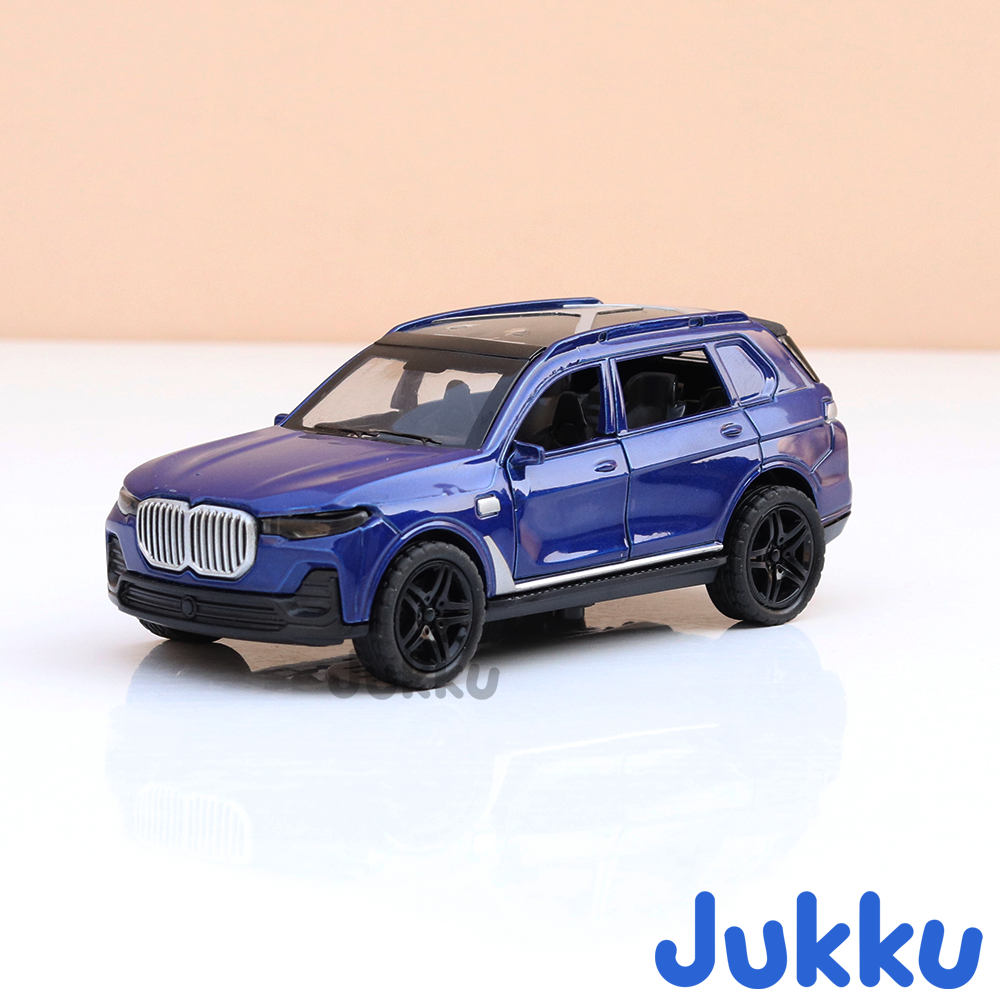 Jukku Resembling BMW X7 Diecast Car - Pullback, Openable Doors & Bonnet | 1:36 Scale (3 Years till Grown Ups)