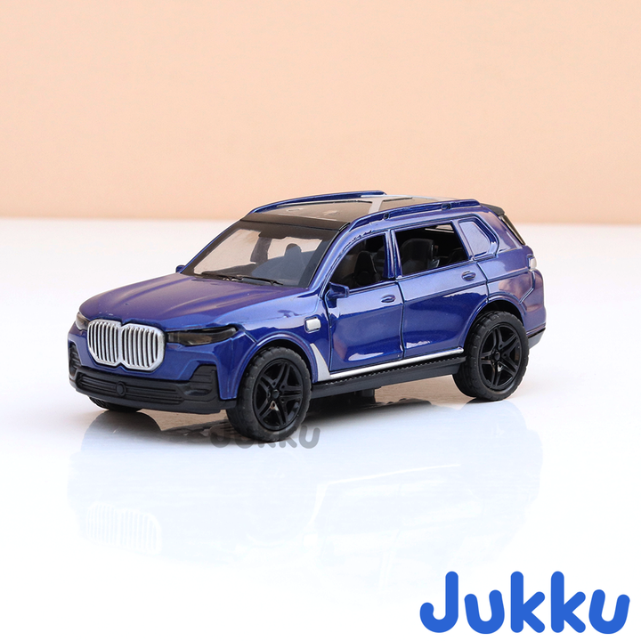 Jukku Resembling BMW X7 Diecast Car - Pullback, Openable Doors & Bonnet | 1:36 Scale (3 Years till Grown Ups)