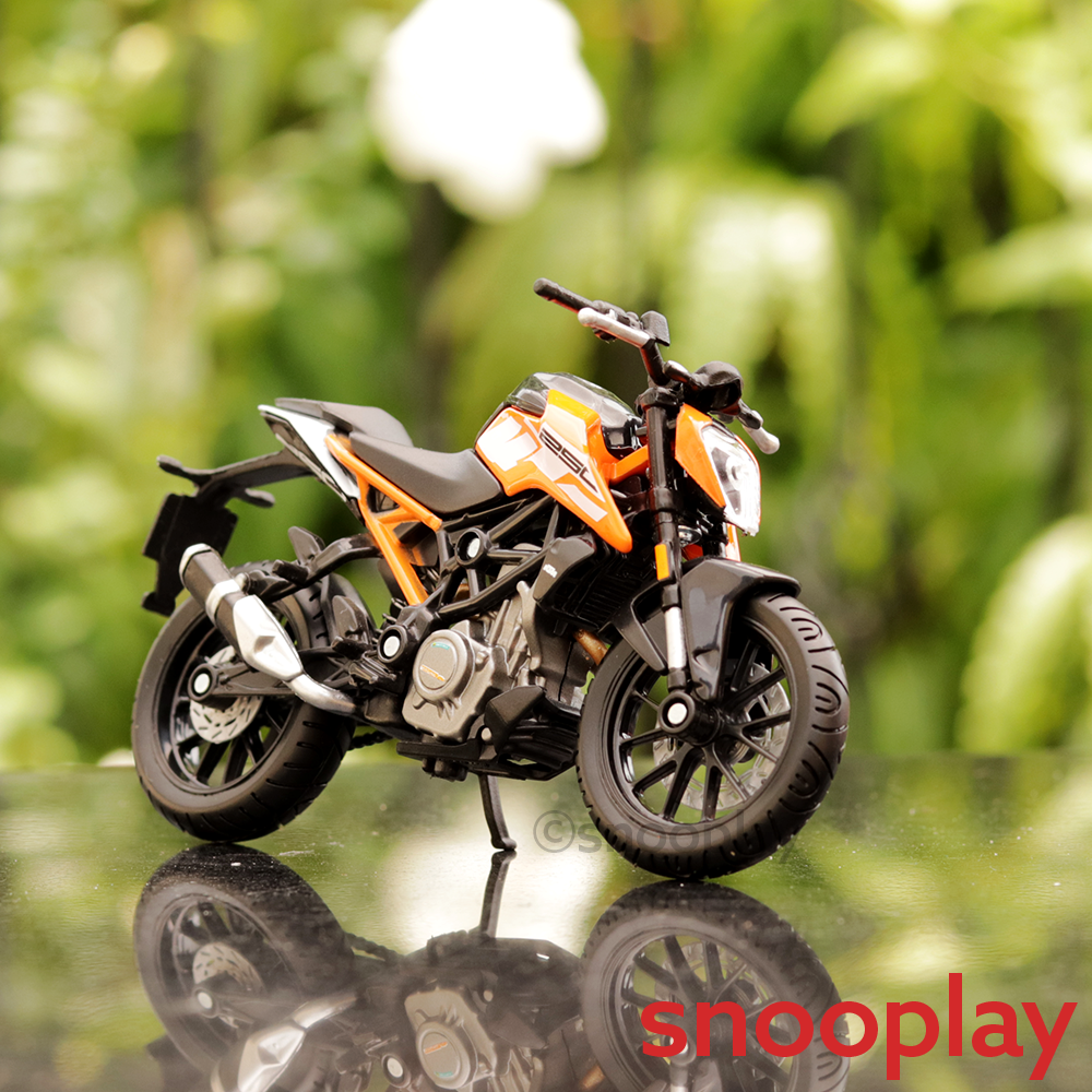 Original Licensed KTM 250 Duke Diecast Bike | 1:18 Scale Model