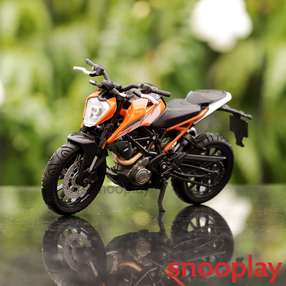 Original Licensed KTM 250 Duke Diecast Bike 1 18 Scale Model Snooplay