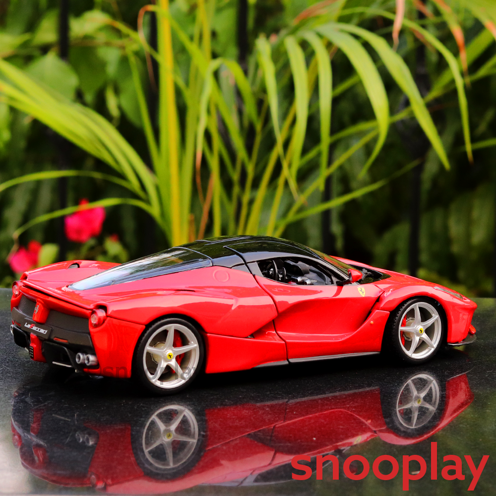 Official Licensed Diecast La Ferrari with Openable Parts (Scale 1:18) - COD Not Applicable