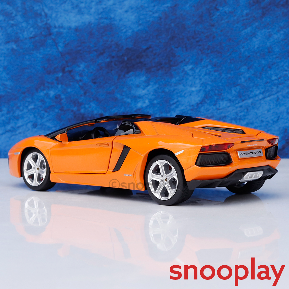 Metal Speed Zone Original Lamborghini Aventador Roaster Licensed Diecast Car with Openable Parts | 1:24 Scale (14 Years till Grown Ups)