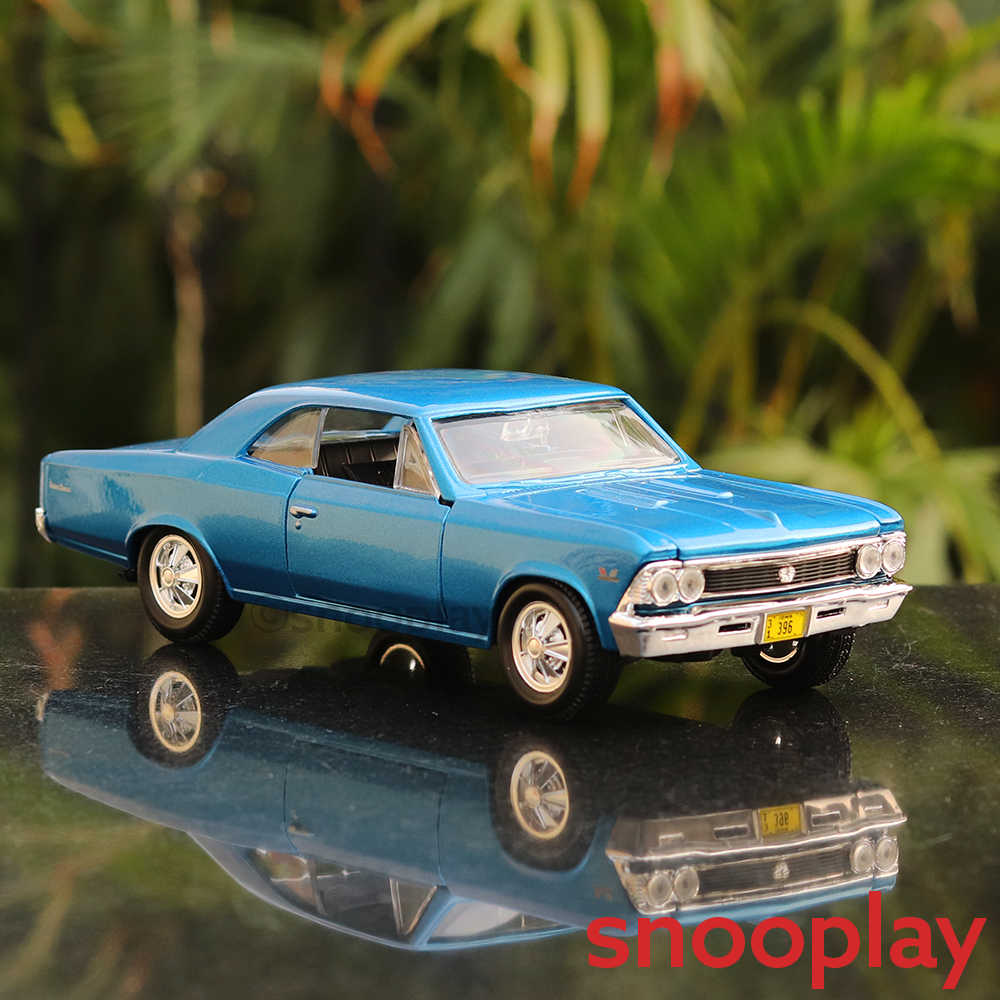 Licensed 1966 Chevrolet Chevelle SS 396 Diecast Car (1:24 Scale Model)