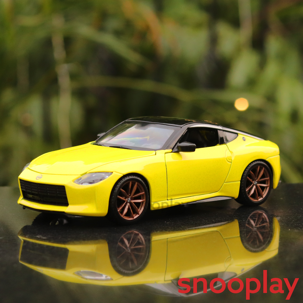 Licensed 2023 Nissan Z Diecast Car (1:24 Scale Model)