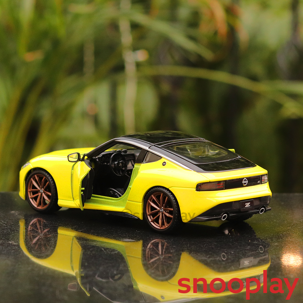 Licensed 2023 Nissan Z Diecast Car (1:24 Scale Model)