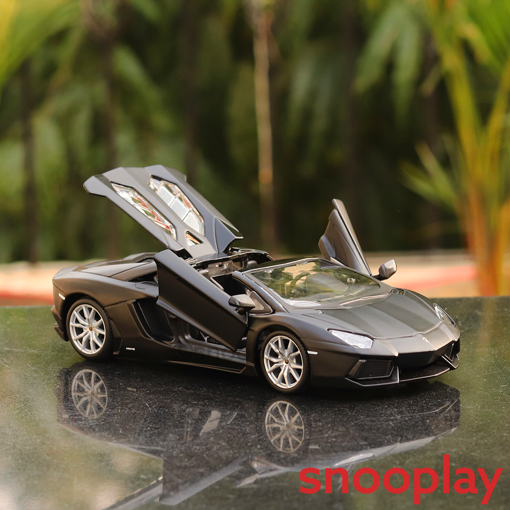 Licensed Aventador Roadster Diecast Car (1:24 Scale Model)