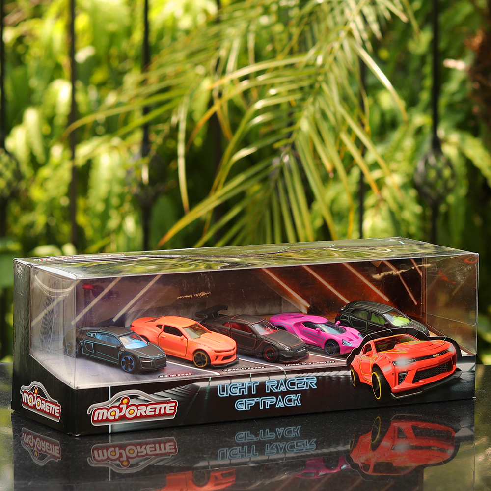 Licensed Majorette Light Racer Gift pack