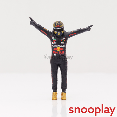 Original Licensed Oracle Red Bull Racing RB19 (2023) Diecast Car with Pilot Figurine - Max Verstappen  | 1:24 Scale Model