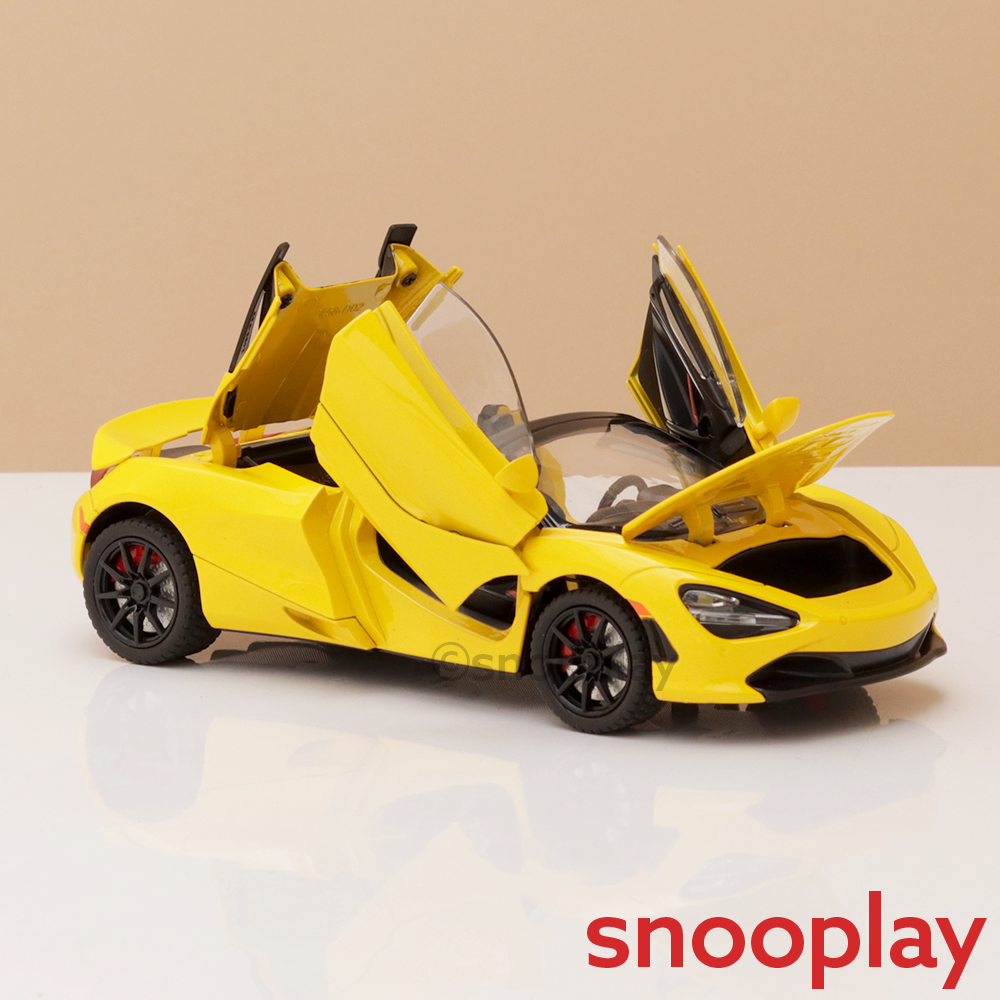 Resembling McLaren 720S Diecast Car | Pullback, Light & Sound | 1:24 Scale (3 Years till Grown Ups)