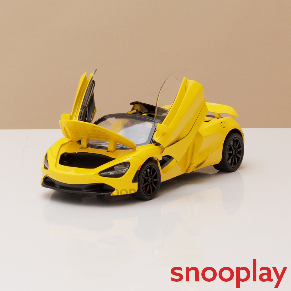 Resembling McLaren 720S Diecast Car | Pullback, Light & Sound | 1:24 Scale (3 Years till Grown Ups)