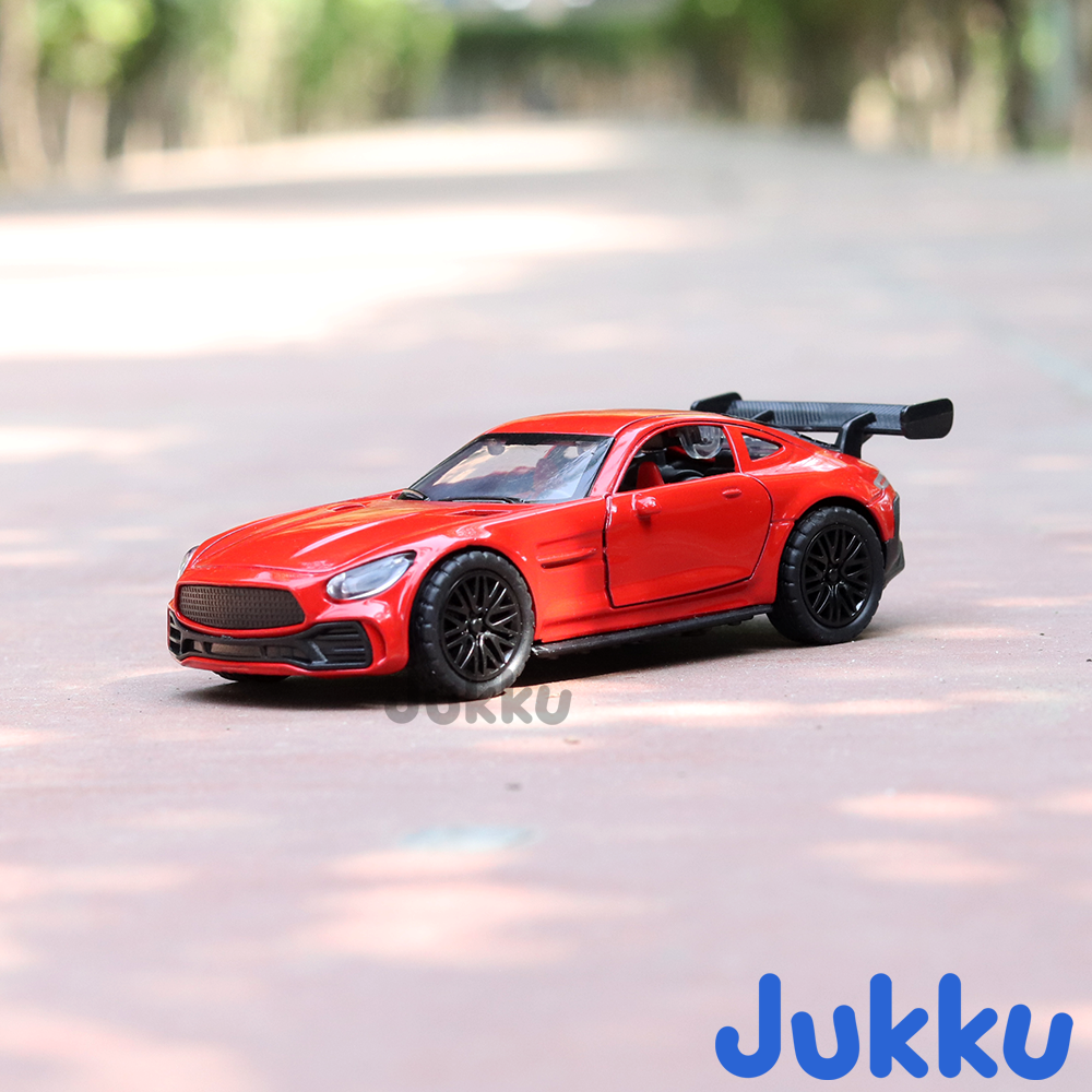 Jukku Resembling Mercedes Benz GT Diecast Car - Pullback, Openable Doors | 1:36 Scale (3 Years till Grown Ups)