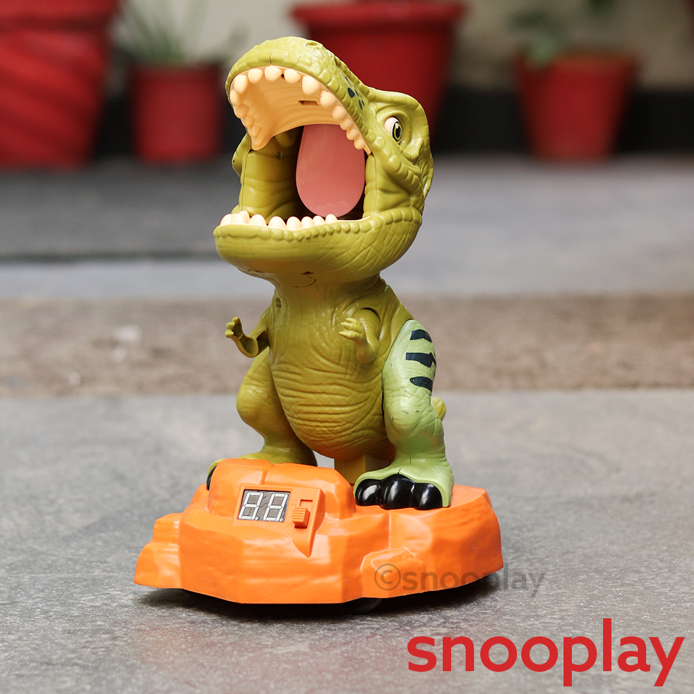 Catapult Dinosaur Targeting Vacuum Pressure Launcher with 8 Balls, Light & Music (3-8 Years)