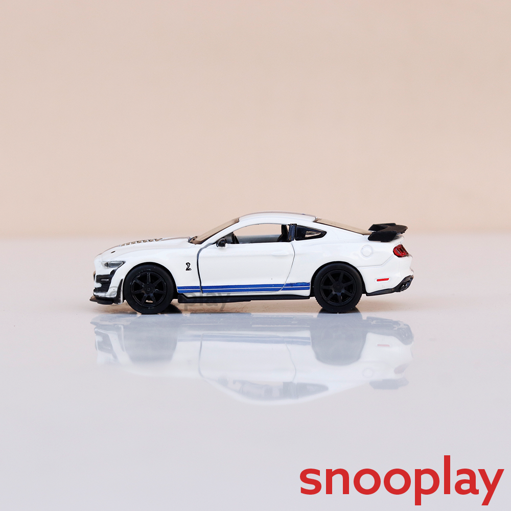 Bburago Original 2020 Mustang Shelby GT500 Licensed Diecast Car | 1:64 Scale (14 Years till Grown Ups)