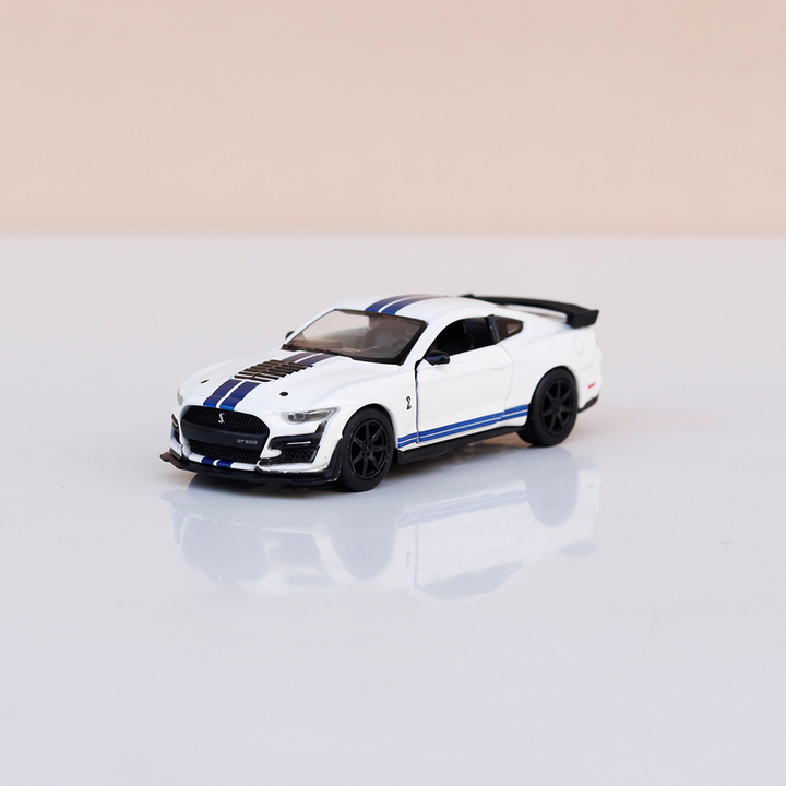 Bburago Original 2020 Mustang Shelby GT500 Licensed Diecast Car | 1:64 Scale (14 Years till Grown Ups)