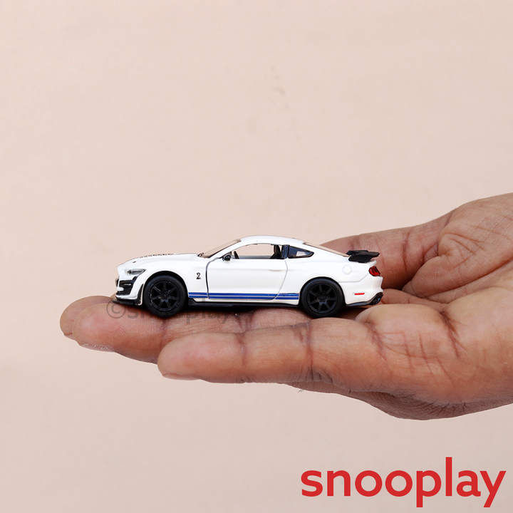 Bburago Original 2020 Mustang Shelby GT500 Licensed Diecast Car | 1:64 Scale (14 Years till Grown Ups)