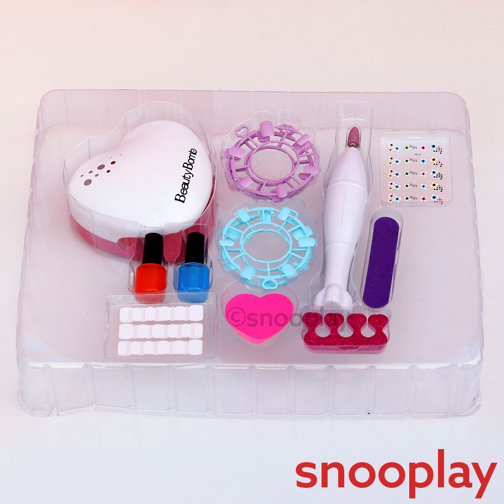 Beauty Nails Studio Pretend Play Kit - 16 Pieces (7-12 Years)