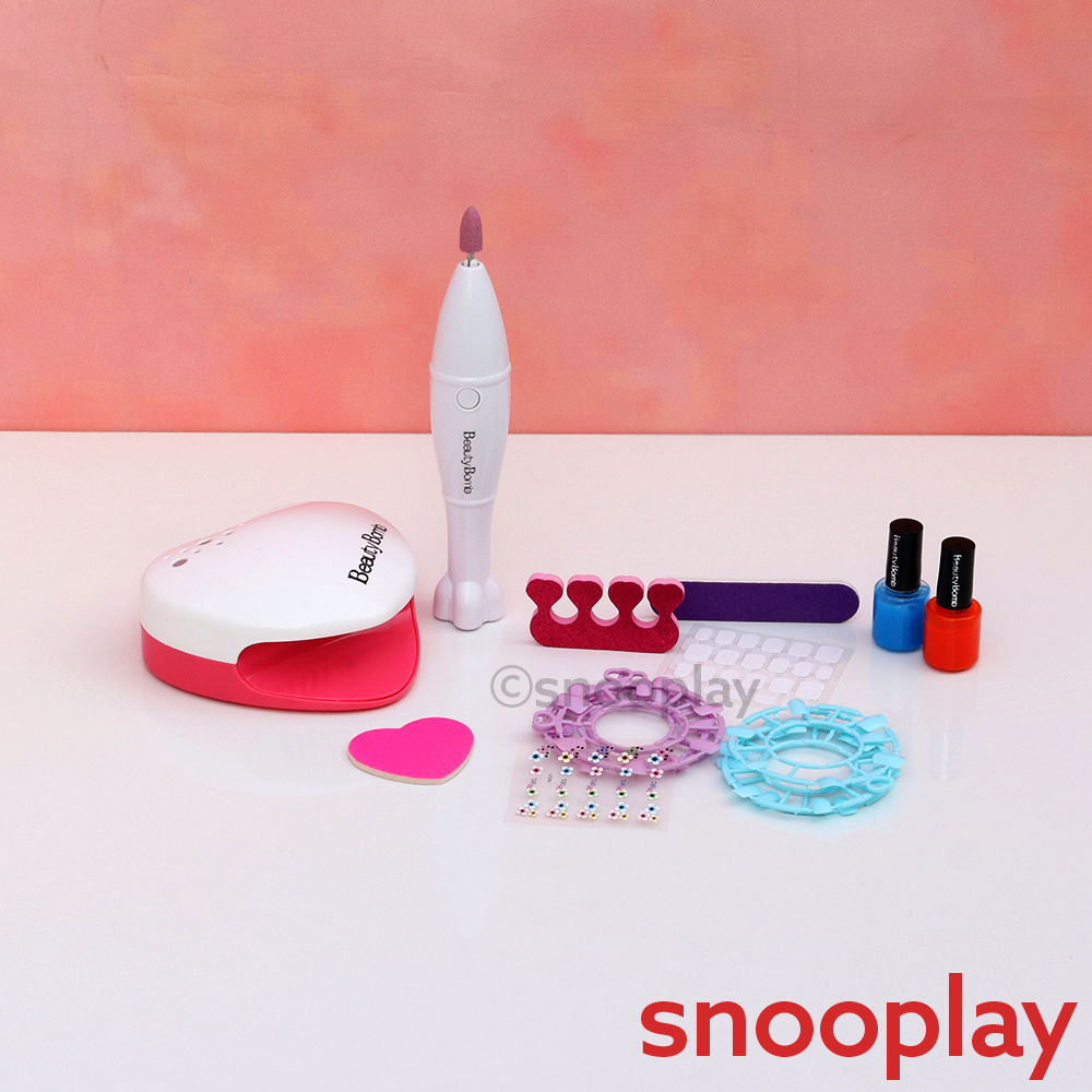 Beauty Nails Studio Pretend Play Kit - 16 Pieces (7-12 Years)