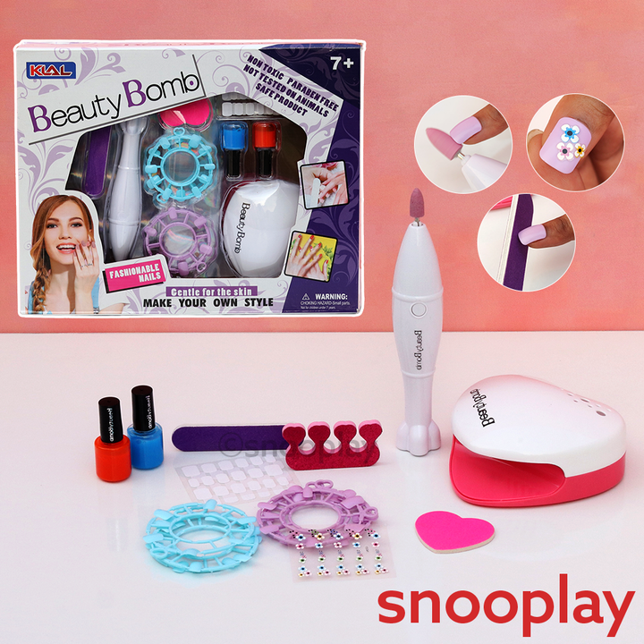 Beauty Nails Studio Pretend Play Kit - 16 Pieces (7-12 Years)