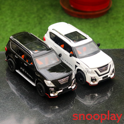 Nissan Patrol Diecast Car with Openable Parts, Lights and Sounds (Scale 1:24) - Assorted Colors