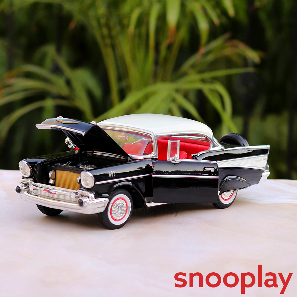 Official Licensed Diecast 1957 Chevrolet Bel Air with Hardtop Car with Openable Parts (Scale 1:18)