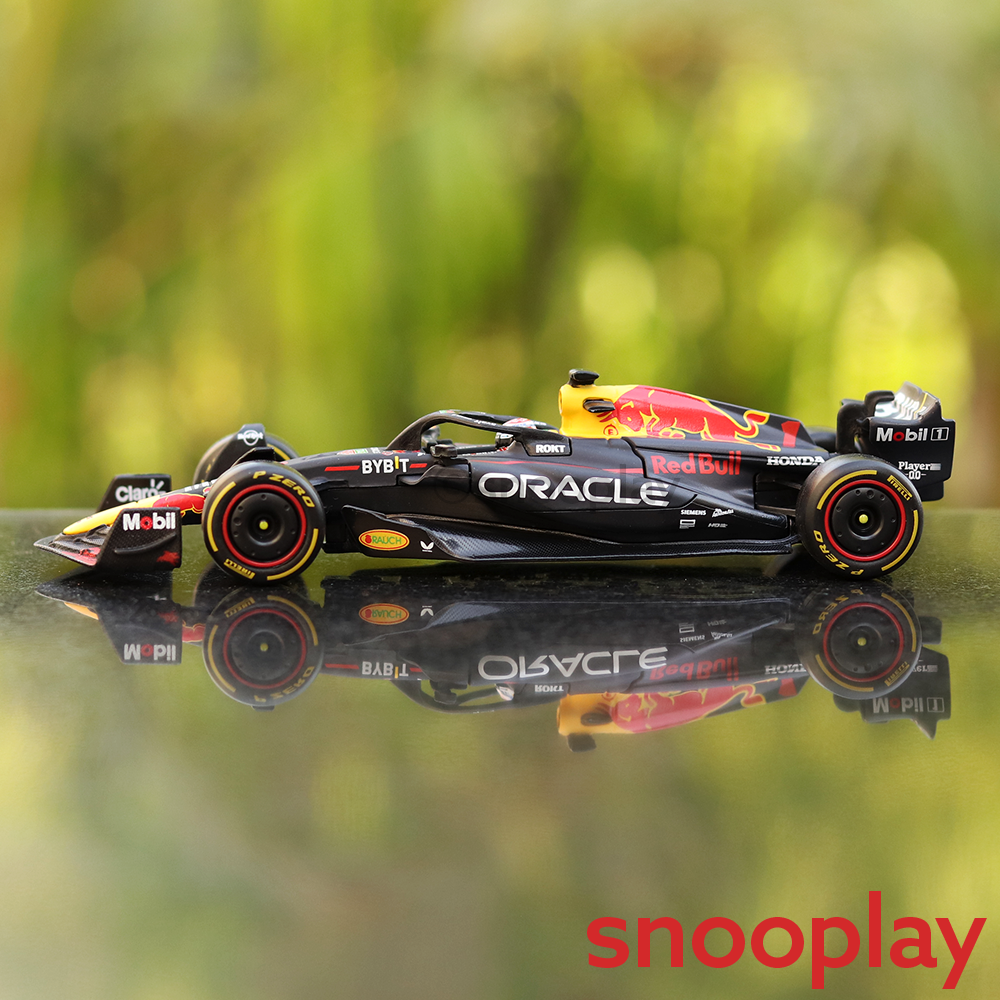 Original Licensed Oracle Red Bull Racing RB19 Diecast Car  | 1:43 Scale Model