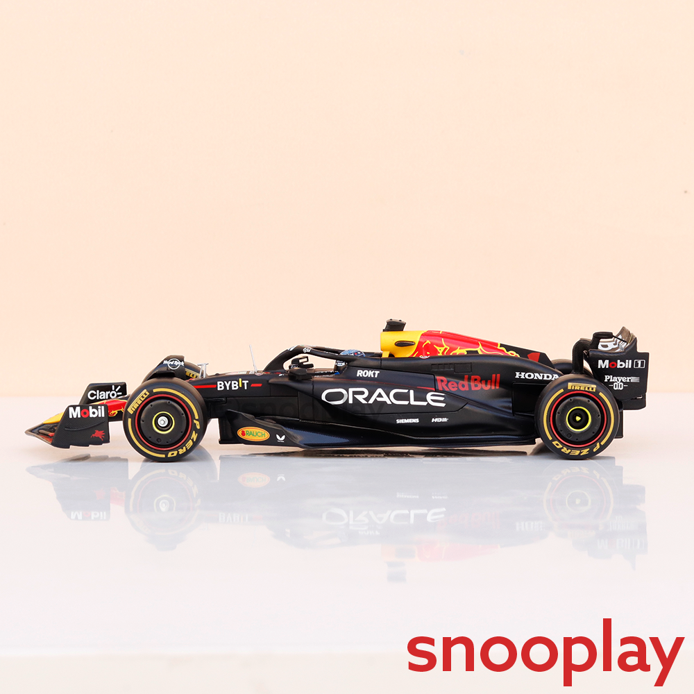 Bburago Original Oracle Red Bull Racing RB20 (MV 1) Licensed Diecast Car | 1:24 Scale (14 Years till Grown Ups)
