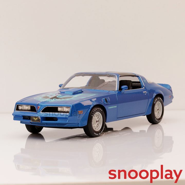 Maisto Original 1978 Pontiac Firebird Trans Am Licensed Diecast Car with Openable Doors | 1:18 Scale Model (14 Years Till Grown Ups)