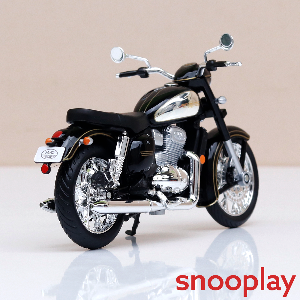 Maisto Original Jawa Yezdi Vintage Classic Licensed Diecast Bike | 1:18 Scale Model (14 Years till Grown Ups)