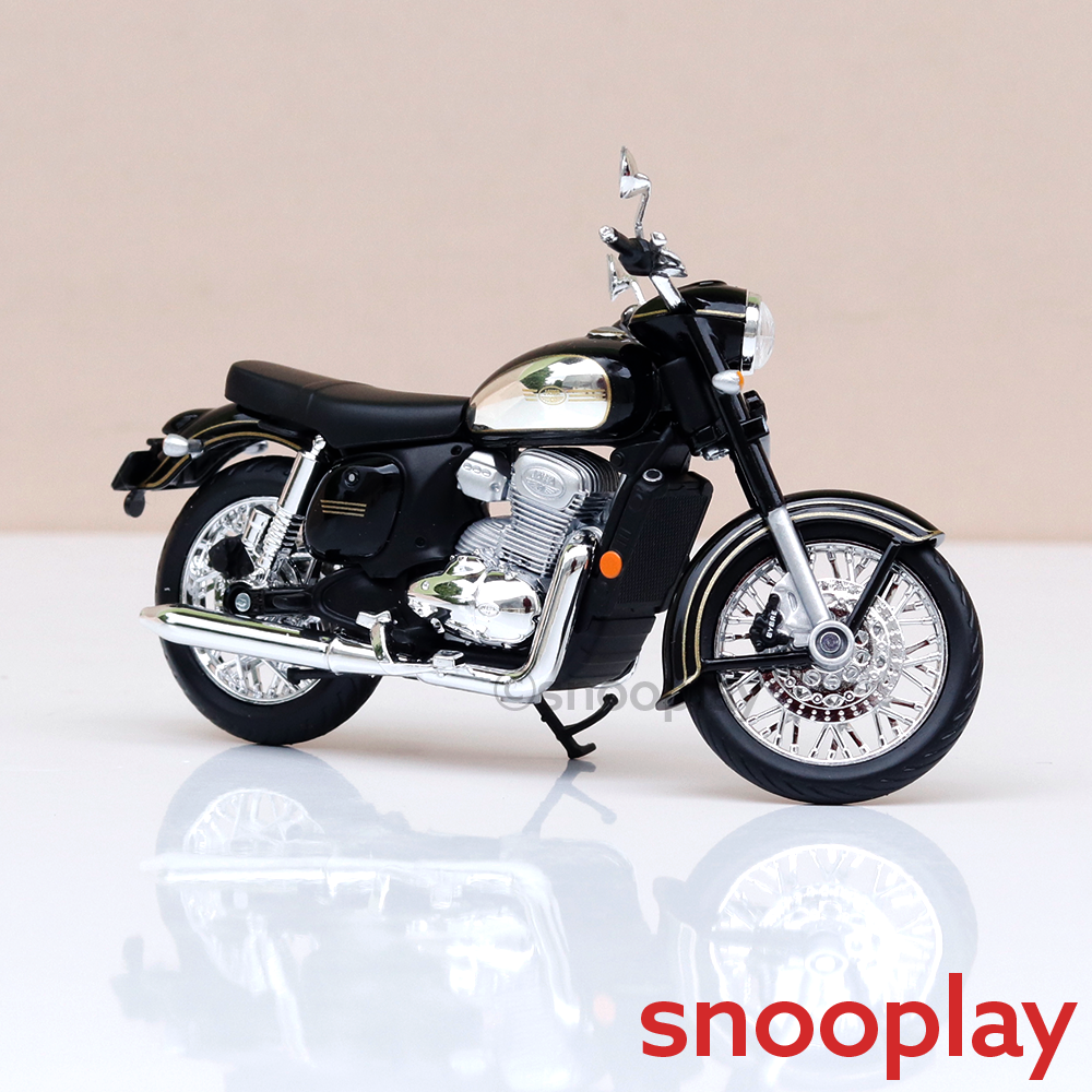 Maisto Original Jawa Yezdi Vintage Classic Licensed Diecast Bike | 1:18 Scale Model (14 Years till Grown Ups)