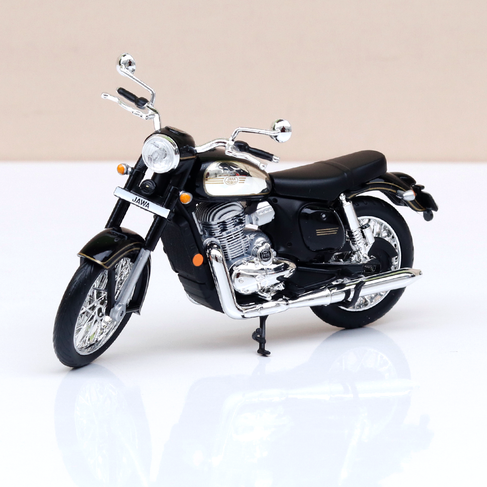 Maisto Original Jawa Yezdi Vintage Classic Licensed Diecast Bike | 1:18 Scale Model (14 Years till Grown Ups)