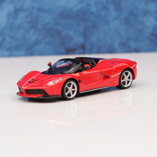 Bburago Original LaFerrari Aperta Licensed Diecast Car | 1:43 Scale Model (14 Years Till Grown Ups)