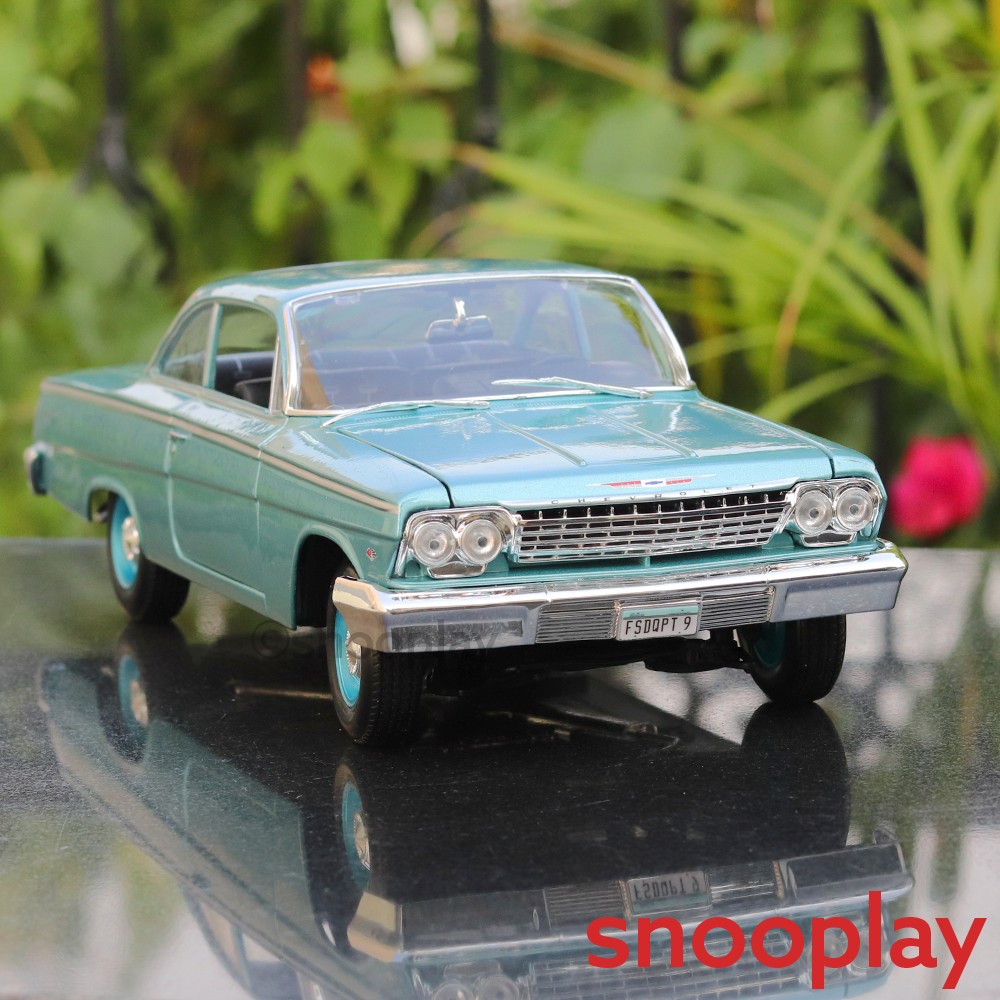 Original Licensed 1962 Chevrolet Bel Air Toy Car with Openable Parts and Adjustable Front Wheels (Scale 1:18)