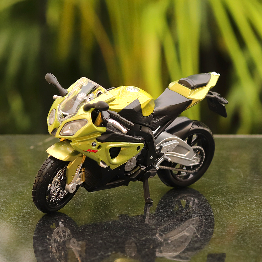 Buy Original Licensed Diecast BMW S1000RR Toy Bike 1 18 Scale on Snooplay India